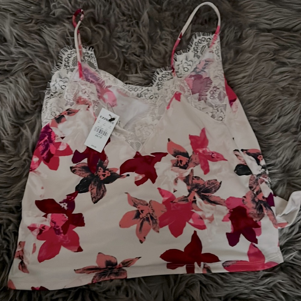 Lace tank top
